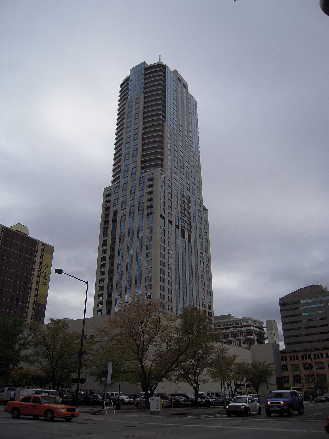 Four Seasons Hotel Denver, seen from 15th and Lawrence